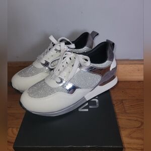 NINETY UNION Women's Silver and White Sneakers NIB